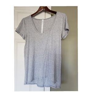 Lululemon gray shirt 10
